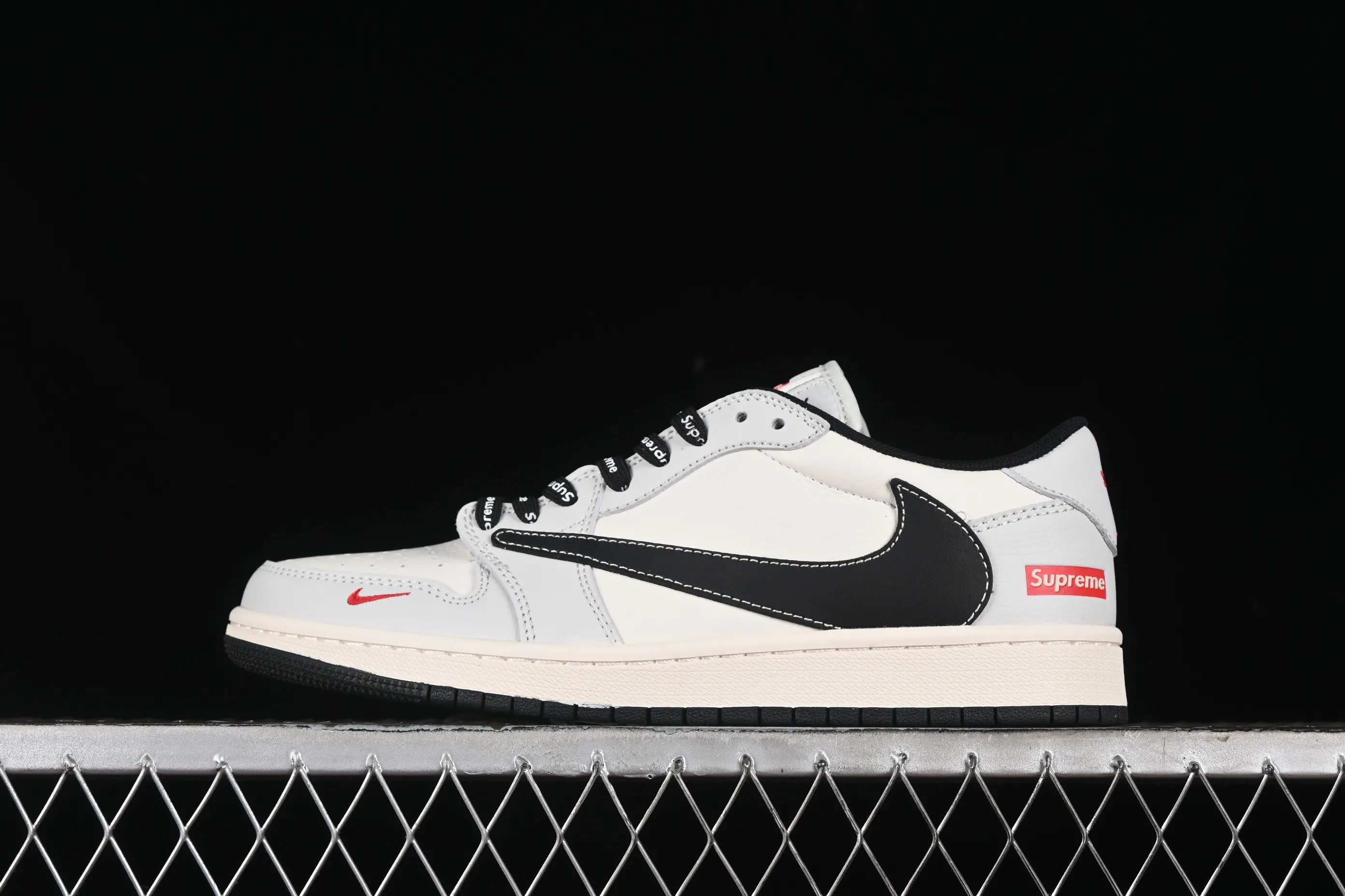 All categories Air Jordan Jordan series basketball shoes Air Jordan 1 Low High-end customized low-top sneakers Travis Scott x Fragment Design x Air Jordan 1 Low OG SP AJ1 Joe 1 Supreme joint-fog hidden blue low-top cultural casual sneakers SJ2068-119